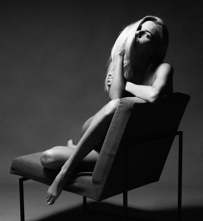 Katka and the chair